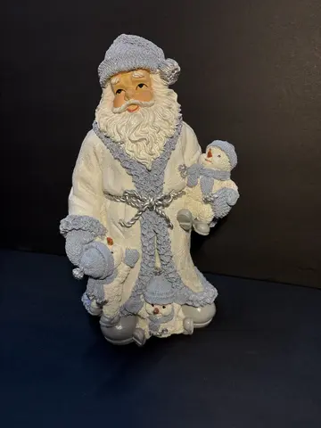 10" Santa with Powder and Friends