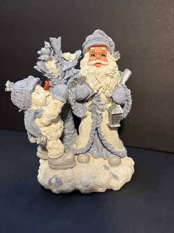 Santa with Powder and Tree