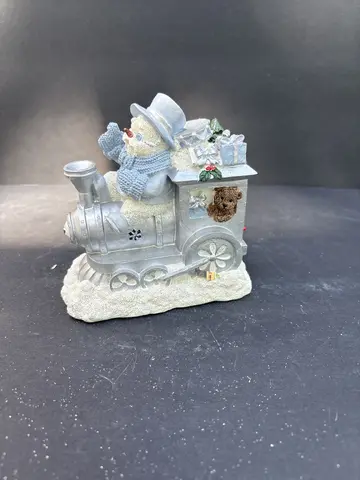 "Mayor Blustery in Engine"