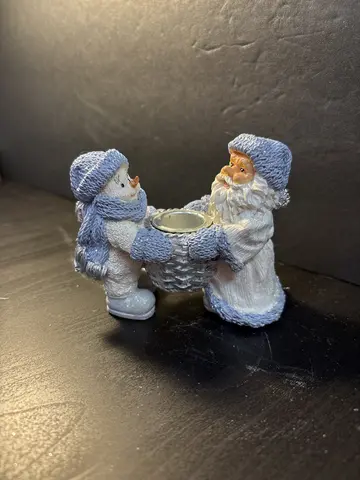 Santa Candle Holder with Basket