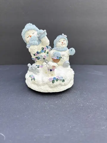 Everest Powder Puff Musical