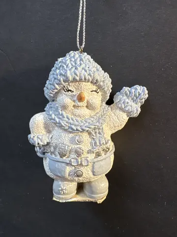 Flurry Ornament