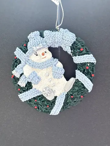 Blizzy Wreath Ornament