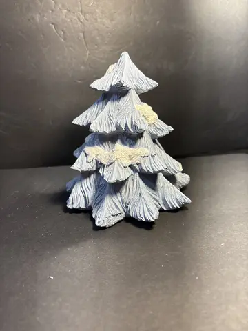Snowville Large Tree