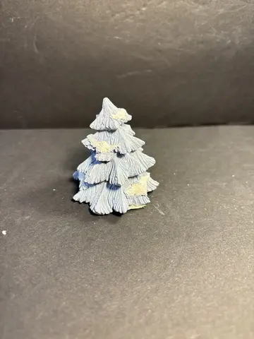 Snowville Small Tree