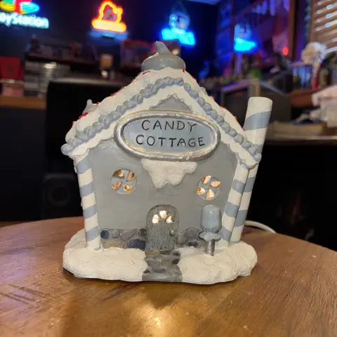 Candy Cottage