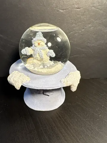 Top Hat Snowboardin'